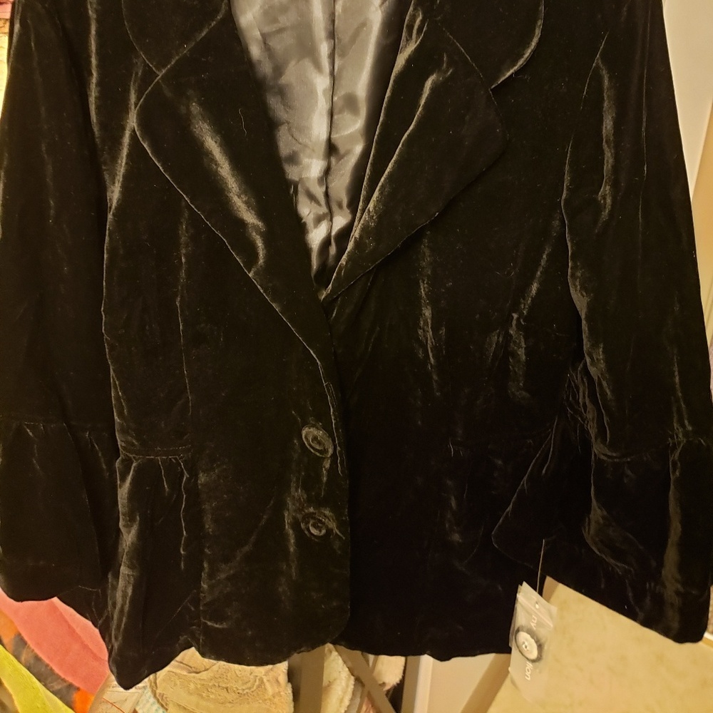 Black velvet blazer - Picture 2 of 4